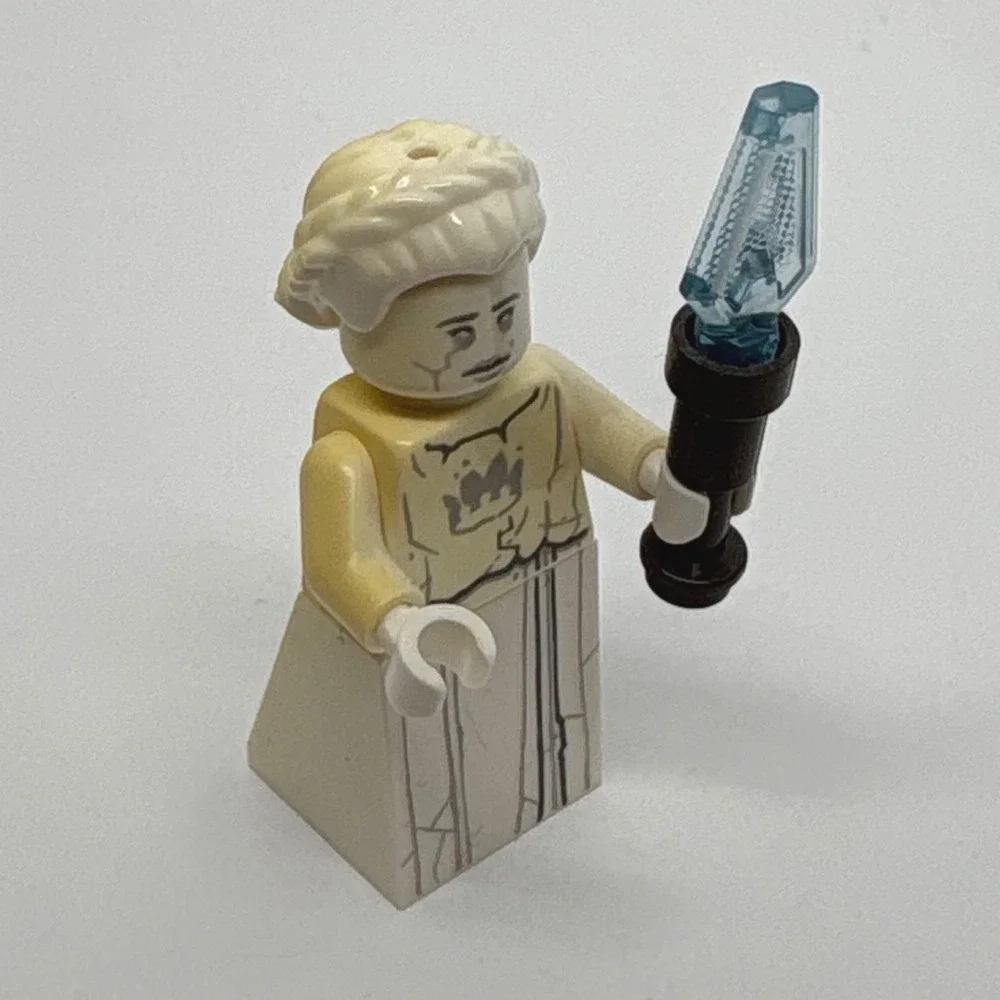 LEGO White Stone Statue Minifigure Nexo Knights 70357 nex121 *Yellowing